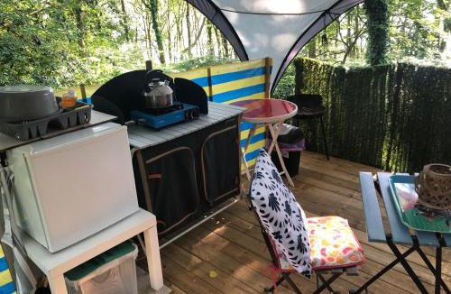 Commana Other | Camping Au Lac Du Drennec Glamping Tent