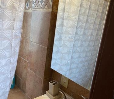 Burnham Park Apartment | Casa ubicada 6 minutos del centro 6 minutes to Downtow No permited partys or smoking