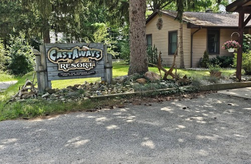 Newaygo Cottage | Castaways Cottage #5