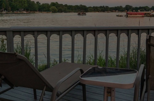 Oxbow House | Cedar Island Lake House