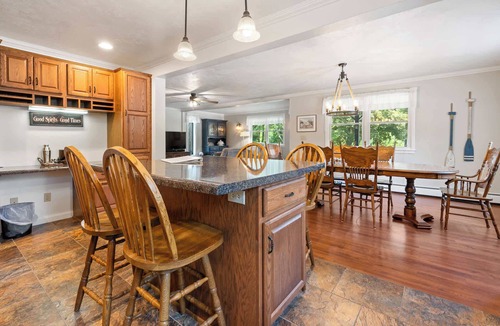 Ephraim Cabin | Centrally located-Home in Ephraim- Sleeps 8