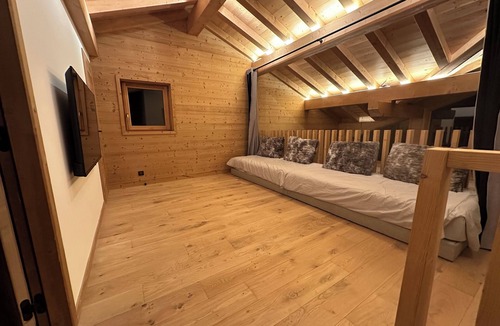 Nancroit Ski Chalet | Chalet 12 Personnes au Milieu du Domaine de Paradiski