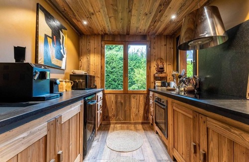 Demi-Quartier Ski Chalet | Chalet, 2nd floor, terrace, fireplace or stove, tv, 350m², Combloux