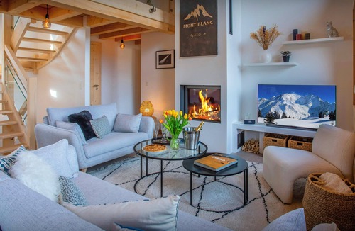 Combloux Ski Chalet | Chalet Alpayak - enjoy a mountain holiday for 8 with hot tub - OVO Network
