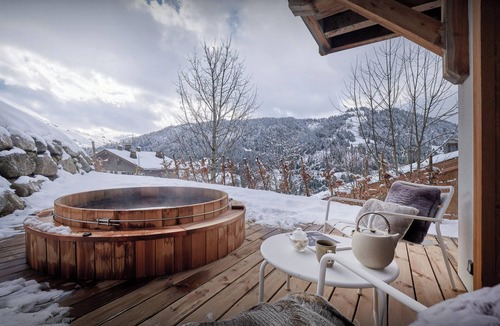 La Clusaz Ski Chalet | Chalet Bella Cha - family ski break with breathtaking views - OVO Network