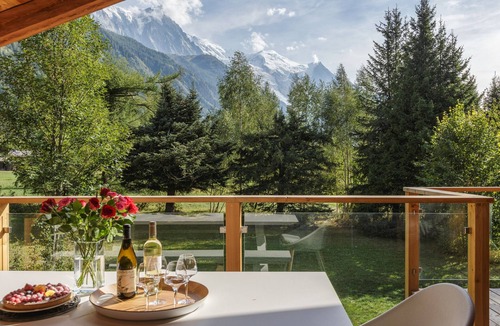 Les Praz-de-Chamonix Ski Chalet | Chalet Blaitière Contemporary Luxury
