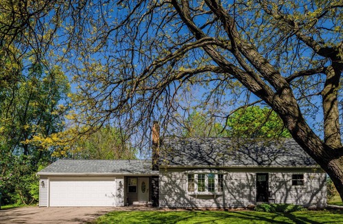 Appleton House | Champion Center Accommodations - 6 beds, 2 bath