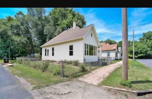 Peoria House | Charming 2-bedroom house in amazing Peoria with AC