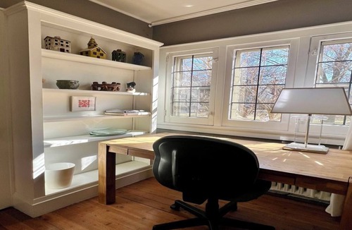 Shorewood House | Charming 3-bedroom house with sun-drenched sunroom in walkable Shorewood