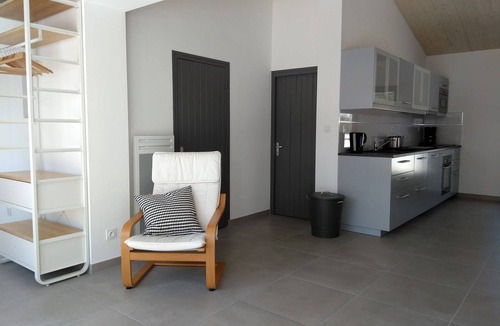 Noirmoutier-en-l'Ile House | Charming 3BR Beach House with Garden, Terrace & Parking - Steps from Noirmoutier-en-l'Île Beach