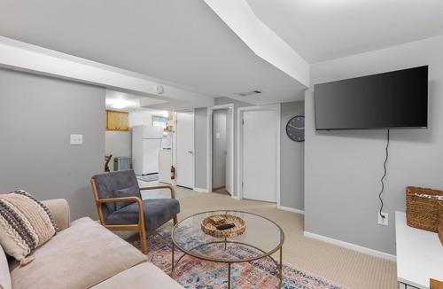 Medical Center House | Charming 4-bedroom house 2 bath house - 10 minutes from CWS in welcoming Omaha