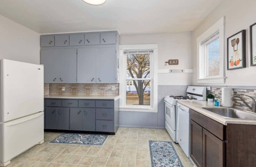John Ball Park House | Charming 4BR Westside Home in DT Grand Rapids