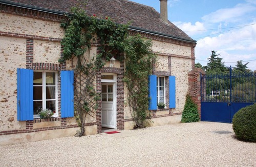Le Boullay-Thierry Cottage | Charming Cottage with Pool Near Dreux and Chartres - Sleeps 4