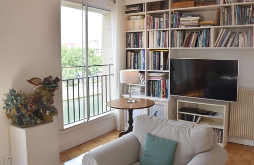 Saint-Gervais Apartment | Charming flat in the heart of Paris on the Seine
