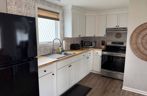 Lake Geneva House | Charming Gingerbread House in Lake Geneva - Walk to Downtown and Beach