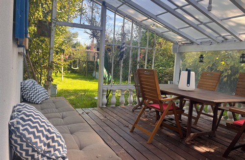 Cenac House | Charming house near Bordeaux - quiet - sleeps 8 - swimming pool - summer kitchen