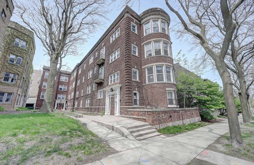 Lower East Side Apartment | Charming Prospect Ave Retreat | East Side Gem