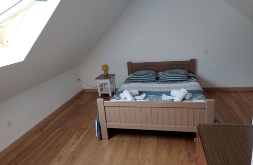 Saint-Evarzec House | Charming renovated farmhouse between land and sea