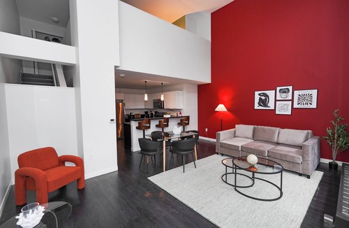 Westown Hotel | Chic Westown 1BR Duplex with Patio near RiverWalk