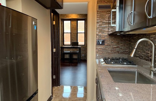 Lincoln Park Condo | Chicago’s BEST location… Lincoln Park, Lake Michigan, Wrigley Field, and more!