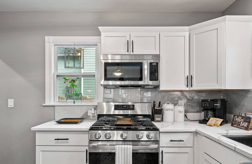 Lake Geneva House | Close to downtown but away from it all! Small Dog friendly with unique "Book Barn"