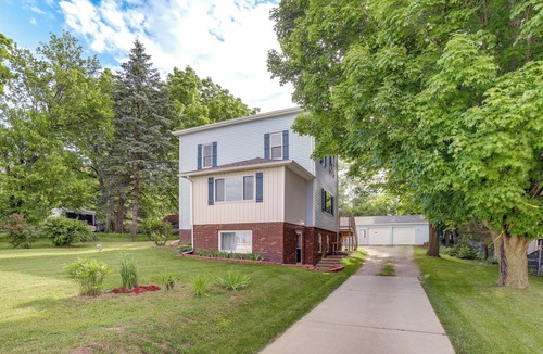 Fennville Cottage | Close to Saugatuck Dunes: Pet-friendly Home!