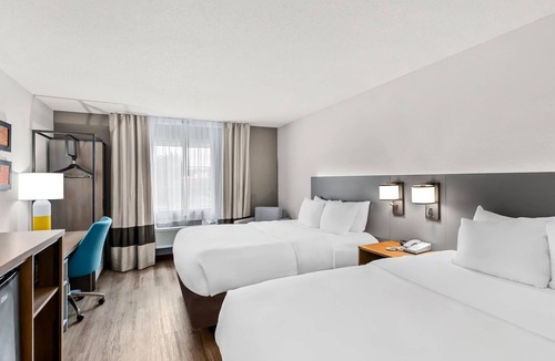 Bellevue Hotel | Comfort Inn & Suites Bellevue - Omaha Offutt AFB