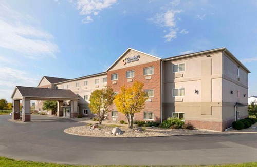 Davenport Hotel | Comfort Inn & Suites Davenport - Quad Cities