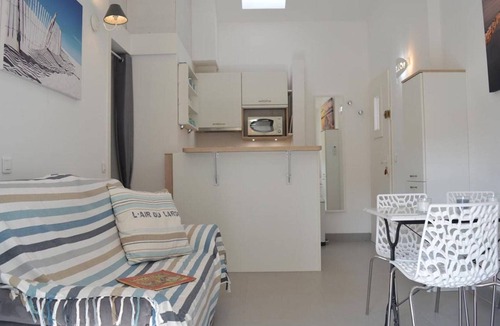 Sainte-Maxime Apartment | Comfortable Apartment for 4 Near Beach in Sainte-Maxime