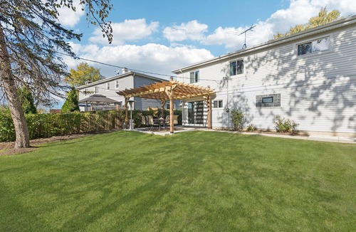 Forestview House | Comfortable Luxurious 4BR Home w/Game Room + Master Suite