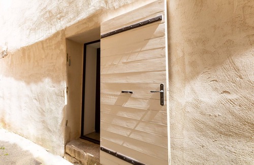 Malaucene Apartment | Comfortable Studio at the Foot of Mont Ventoux