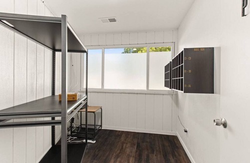 Orange Prairie Apartment | Concord C4 · Slice of the Good Life: Concord C4