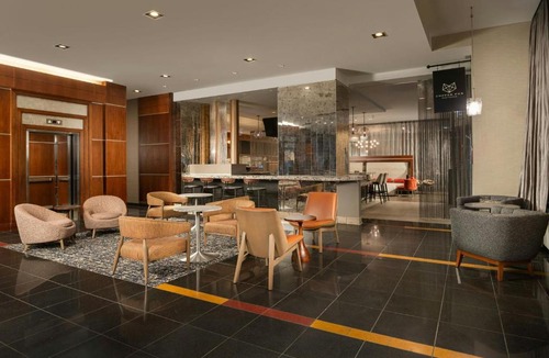 Streeterville Hotel | Courtyard Chicago Downtown/Magnificent Mile