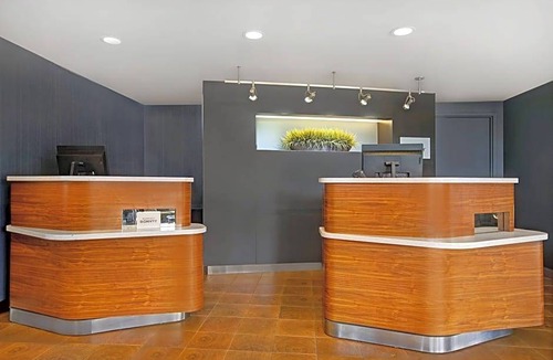 Elmhurst Hotel | Courtyard Chicago Elmhurst/Oakbrook Area