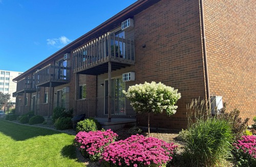 Neenah Apartment | Cozy 1-bedroom apartment in Downtown Neenah