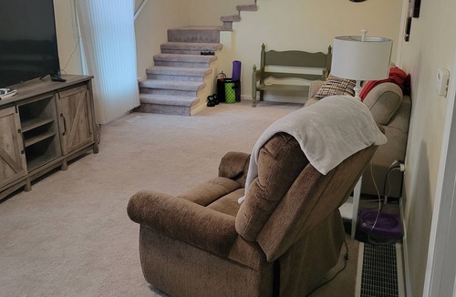 Council Bluffs House | Cozy 2-bedroom house in Council Bluffs that is close to Downtown Omaha