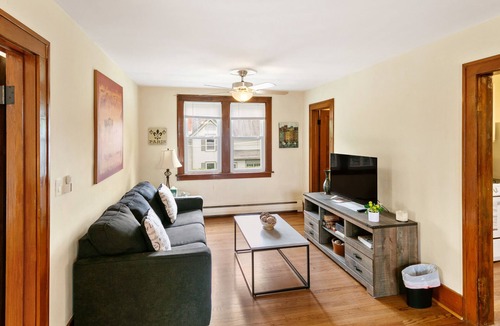 Libertyville Apartment | Cozy & Centrally Located