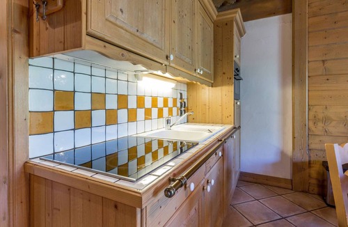 Saint-Martin-de-Belleville Apartment | Cozy 3-room apt with pool, spa & parking - 6 guests