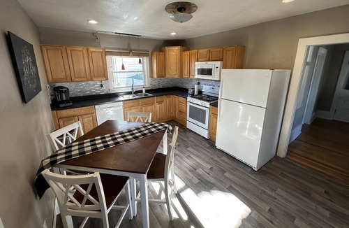 Marion House | Cozy home that is family-friendly or great for nights with friends