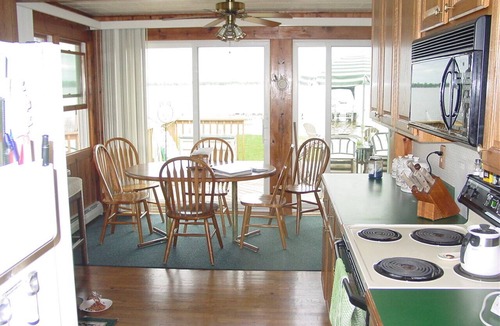 Cadillac Cottage | Cozy Lake Front Cottage on the Western Shore of Lake Mitchell