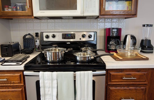 Sioux City House | Cozy Morningside 2BR with Fast Internet
