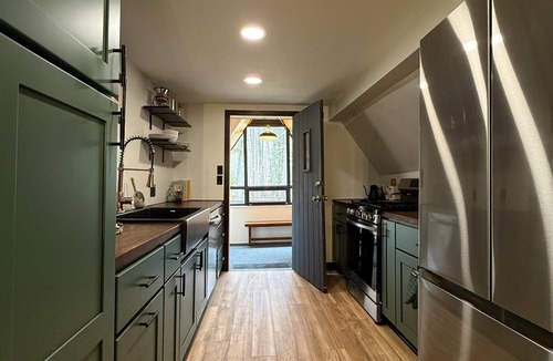 Woodruff House | Cozy Northwoods Retreat – ATV Trails, Hot Tub & Pet Friendly!