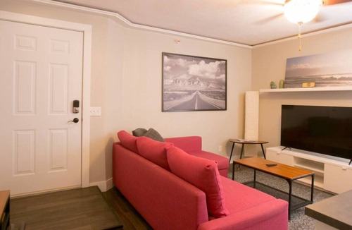 Downtown Omaha Apartment | Cozy Retreat in the Heart of Omaha