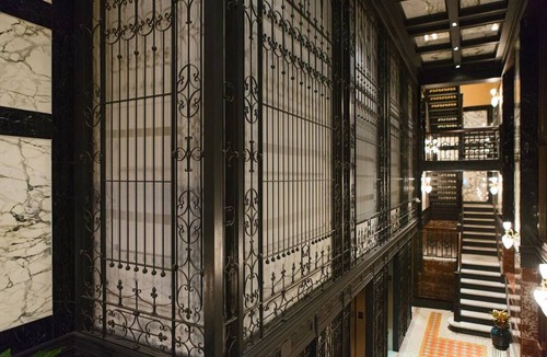 Downtown Chicago Hotel | Cozy Room w/Historic Charm & Modern Amenities in Heart of Chicago