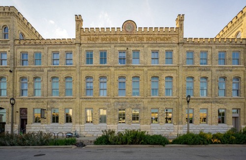 Westown Apartment | Cream City Industrial Loft Near Fiserv with Parking | Suite 1 | Sleeps 8