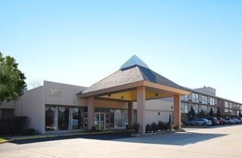 Burr Ridge Hotel | Crowne Plaza Chicago SW - Burr Ridge, an Ihg Hotel