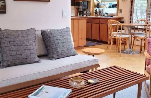 Acme House | Deepwater Point Extended Stay Horse Show Rental