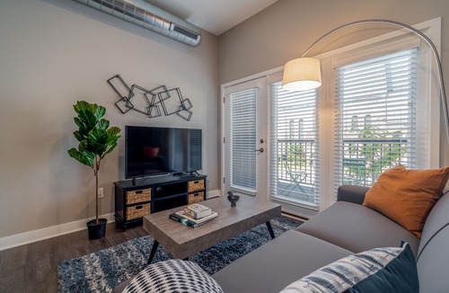 Downtown Des Moines Apartment | Des Moines | Classy 2BD/2BA Downtown Apartment