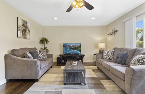 Des Plaines House | Des Plaines Rental