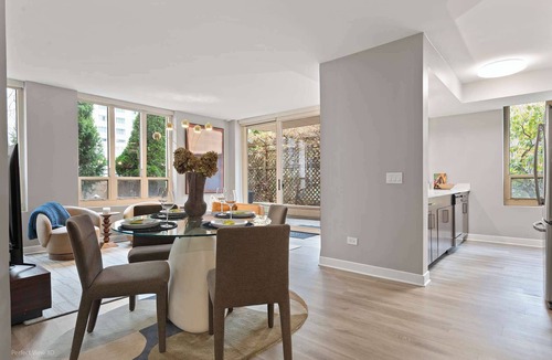 Rush and Division Apartment | Designer 3BR with Resort Amenities and Balcony